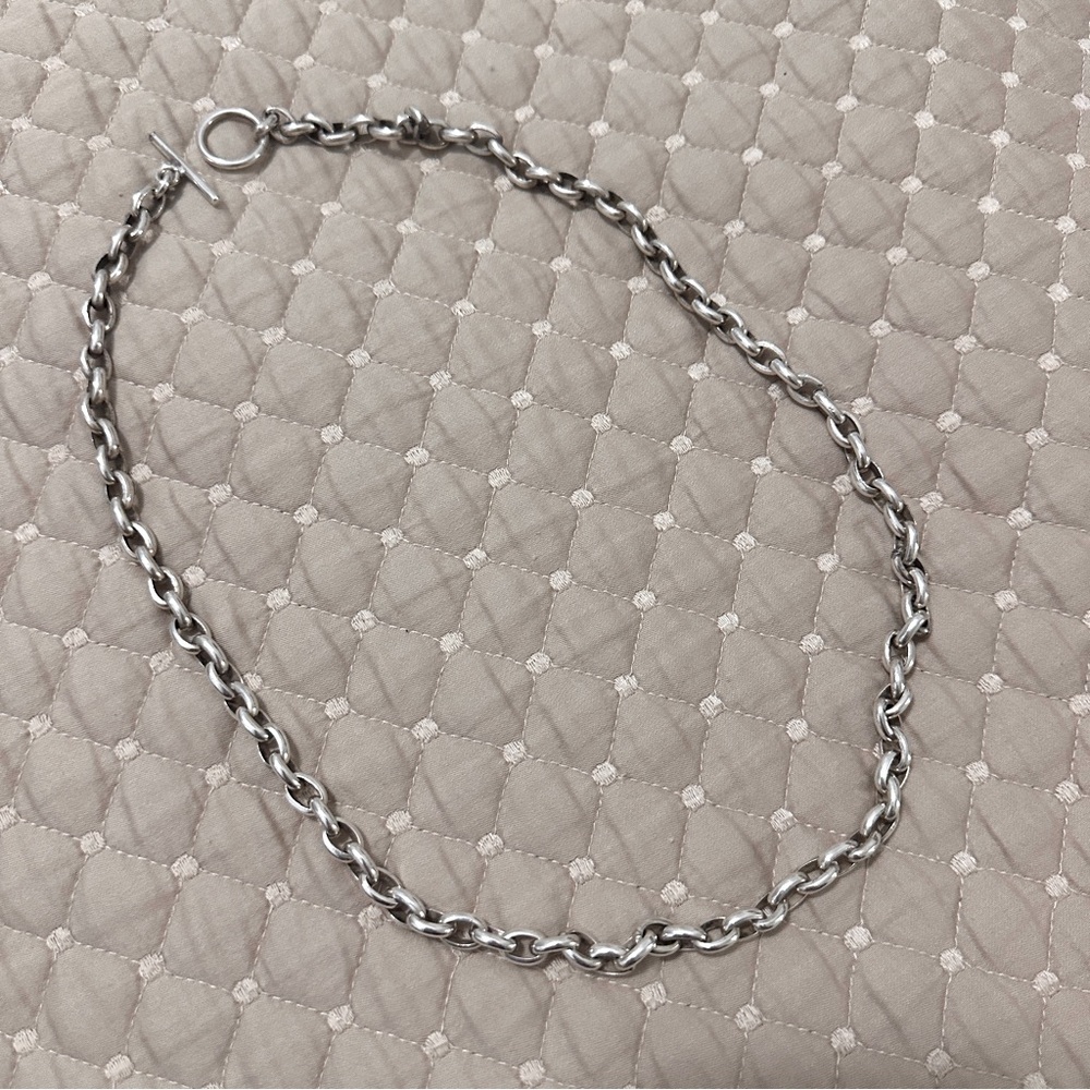 Sterling silver toggle chain. Unisex. Heavy link. Imported.